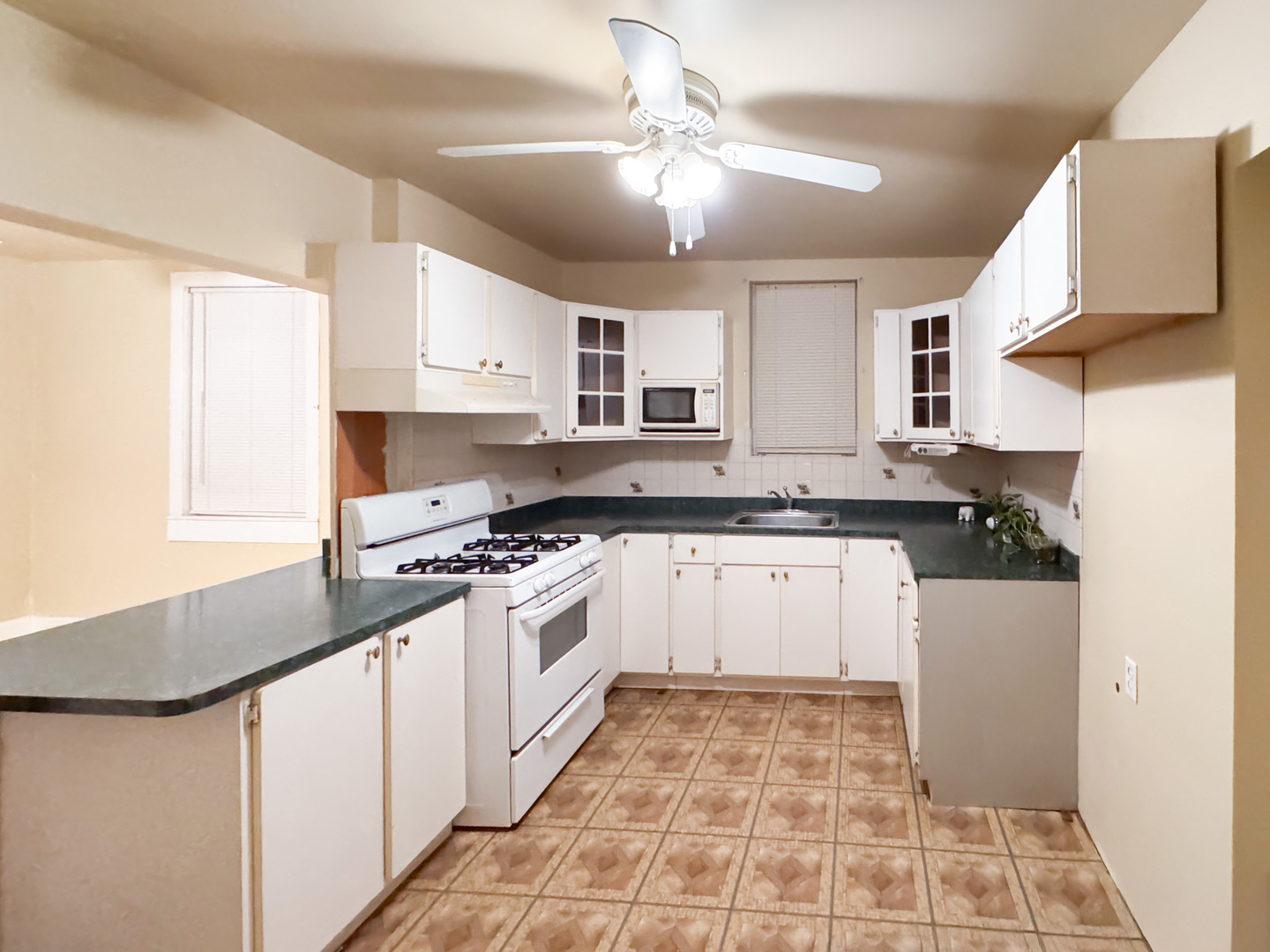 3147 S Throop Street