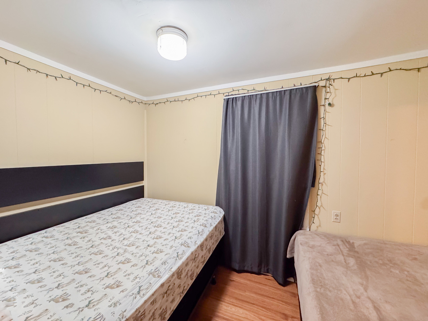 3147 S Throop Street