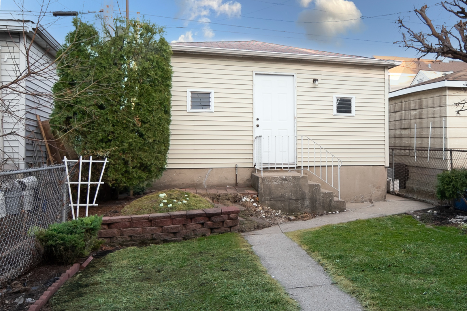 3147 S Throop Street