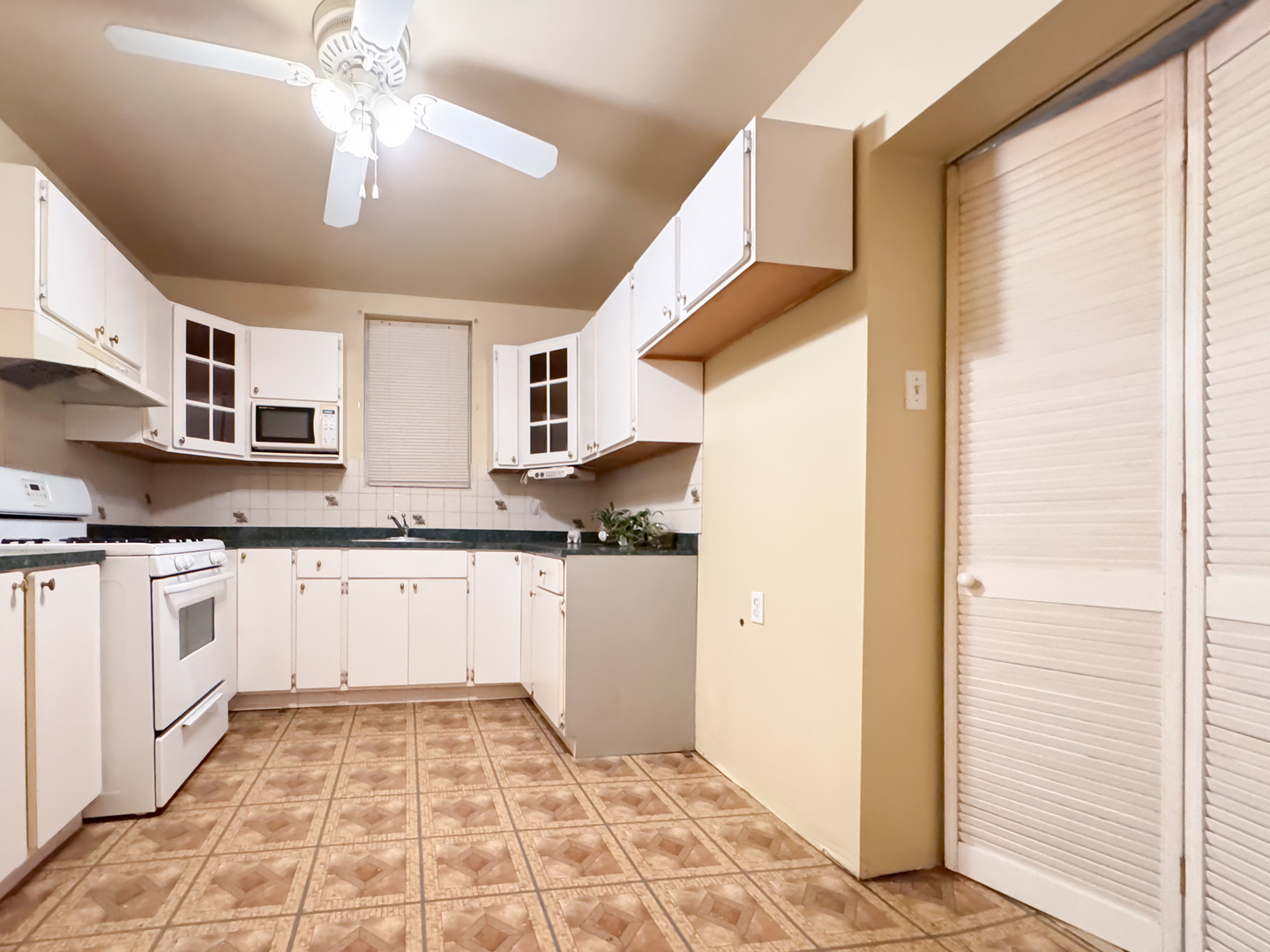 3147 S Throop Street