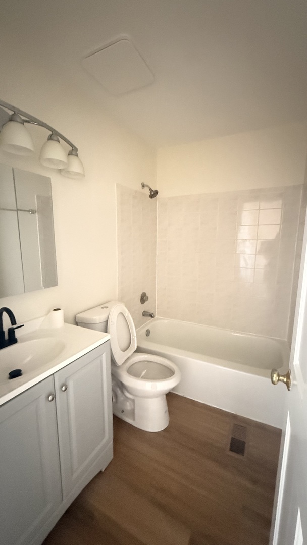 604 Bayview Point Unit: 604