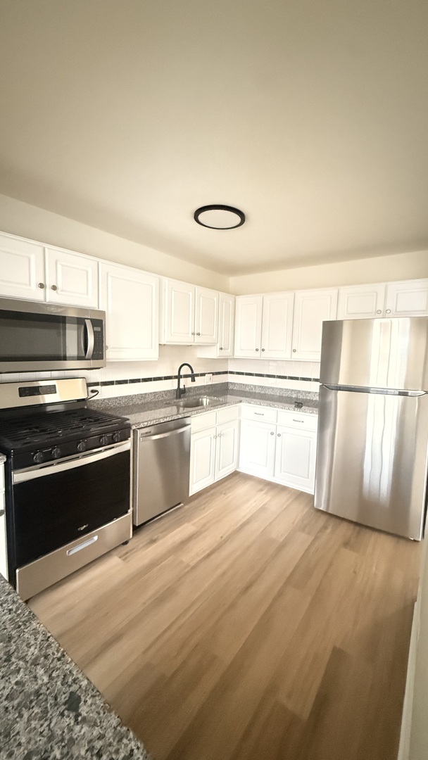 604 Bayview Point Unit: 604