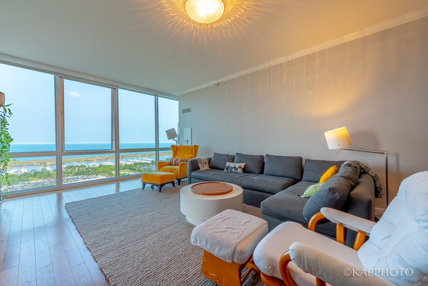 1629 S Prairie Avenue Unit: 2502