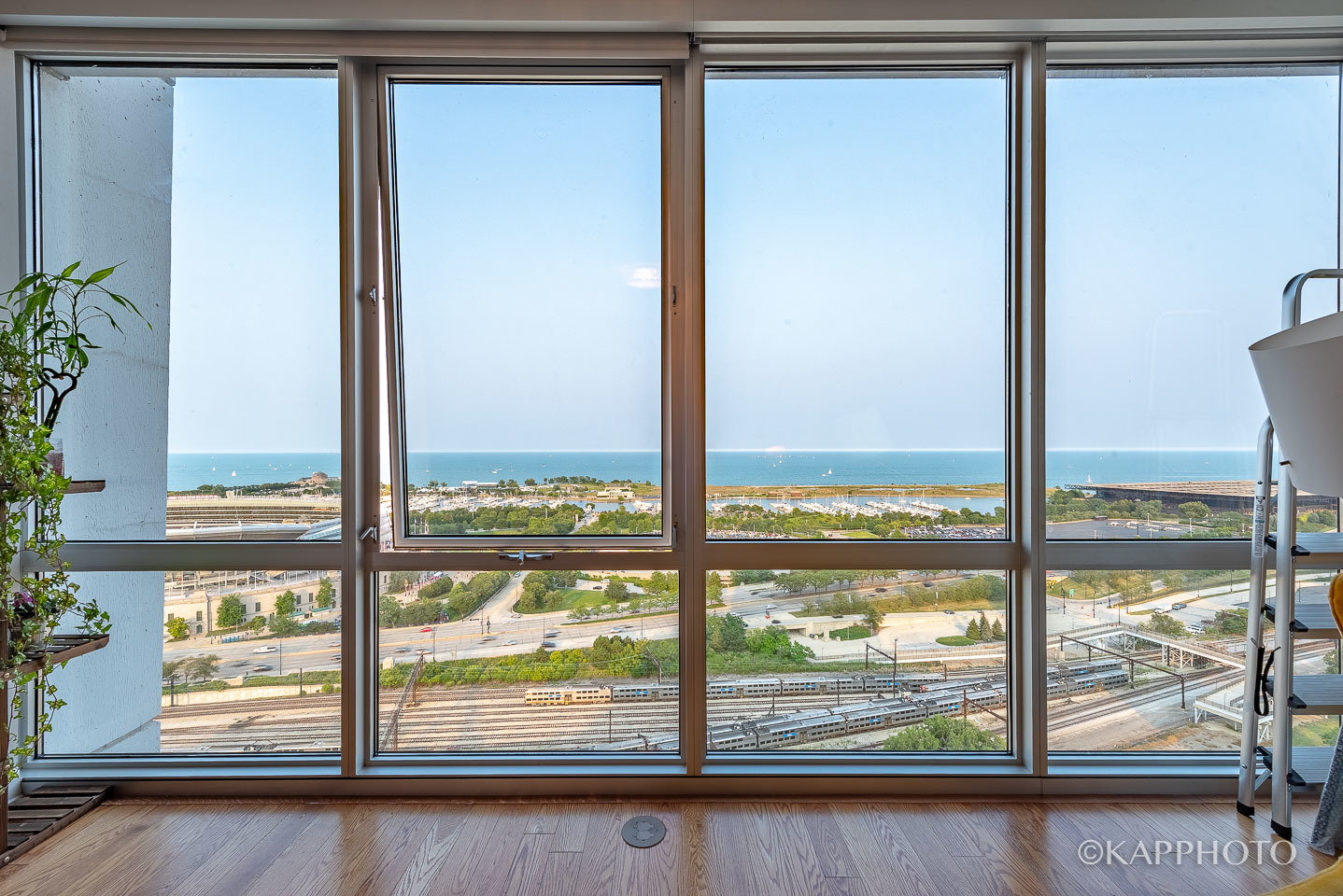 1629 S Prairie Avenue Unit: 2502