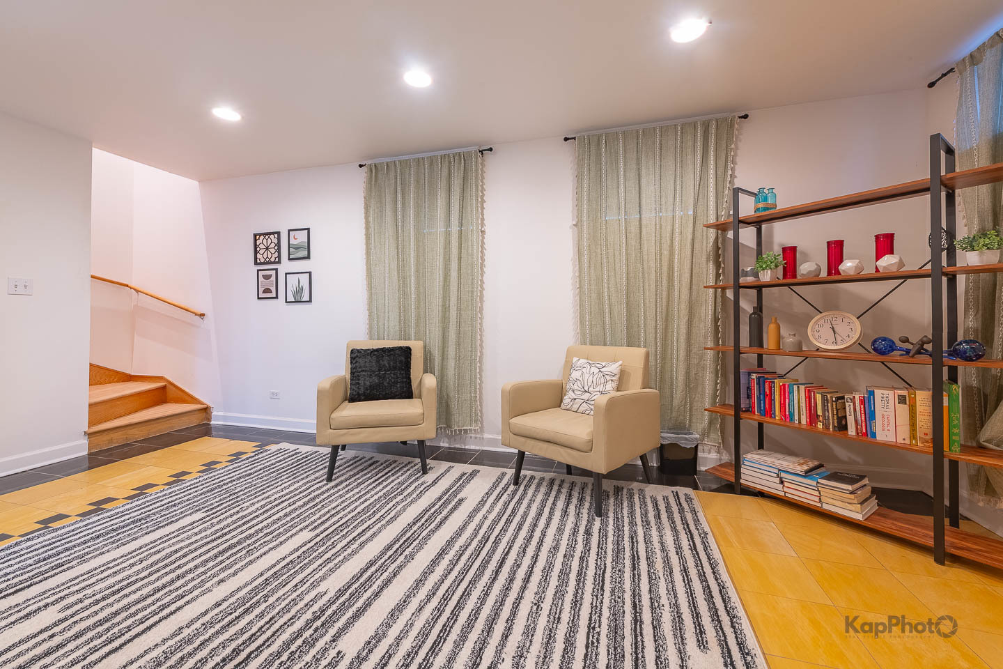 2843 S Wells Street Unit: 1E