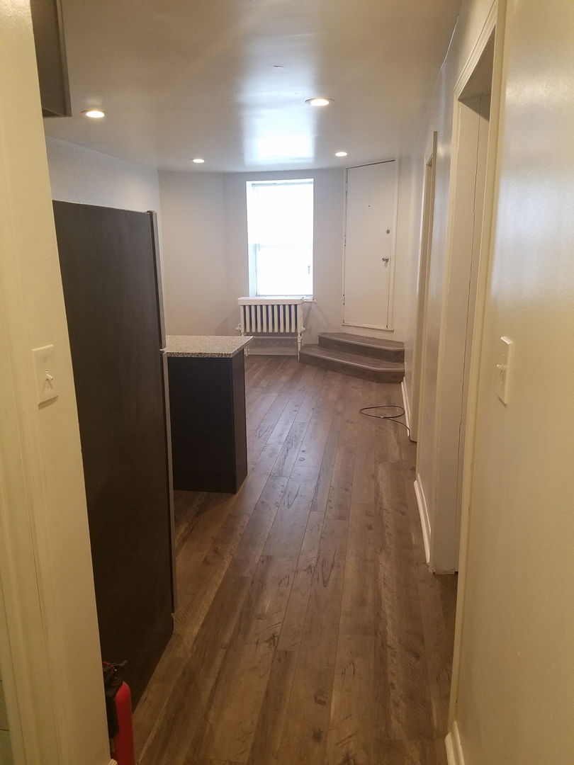 4207 N Sawyer Avenue Unit: G