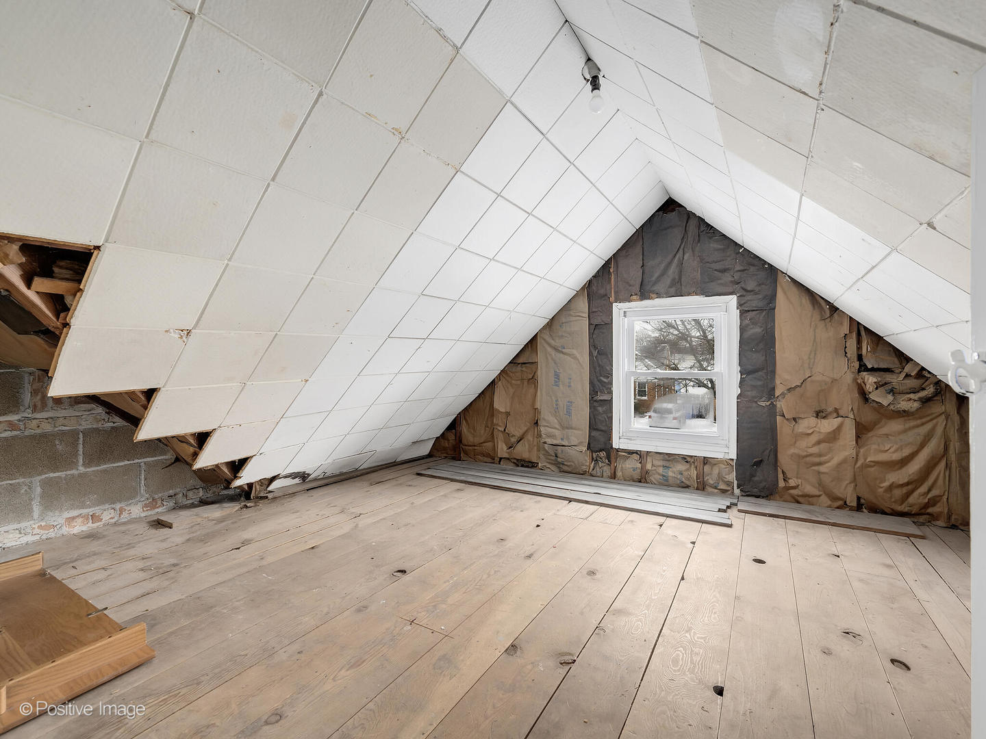 4912 N Mulligan Avenue