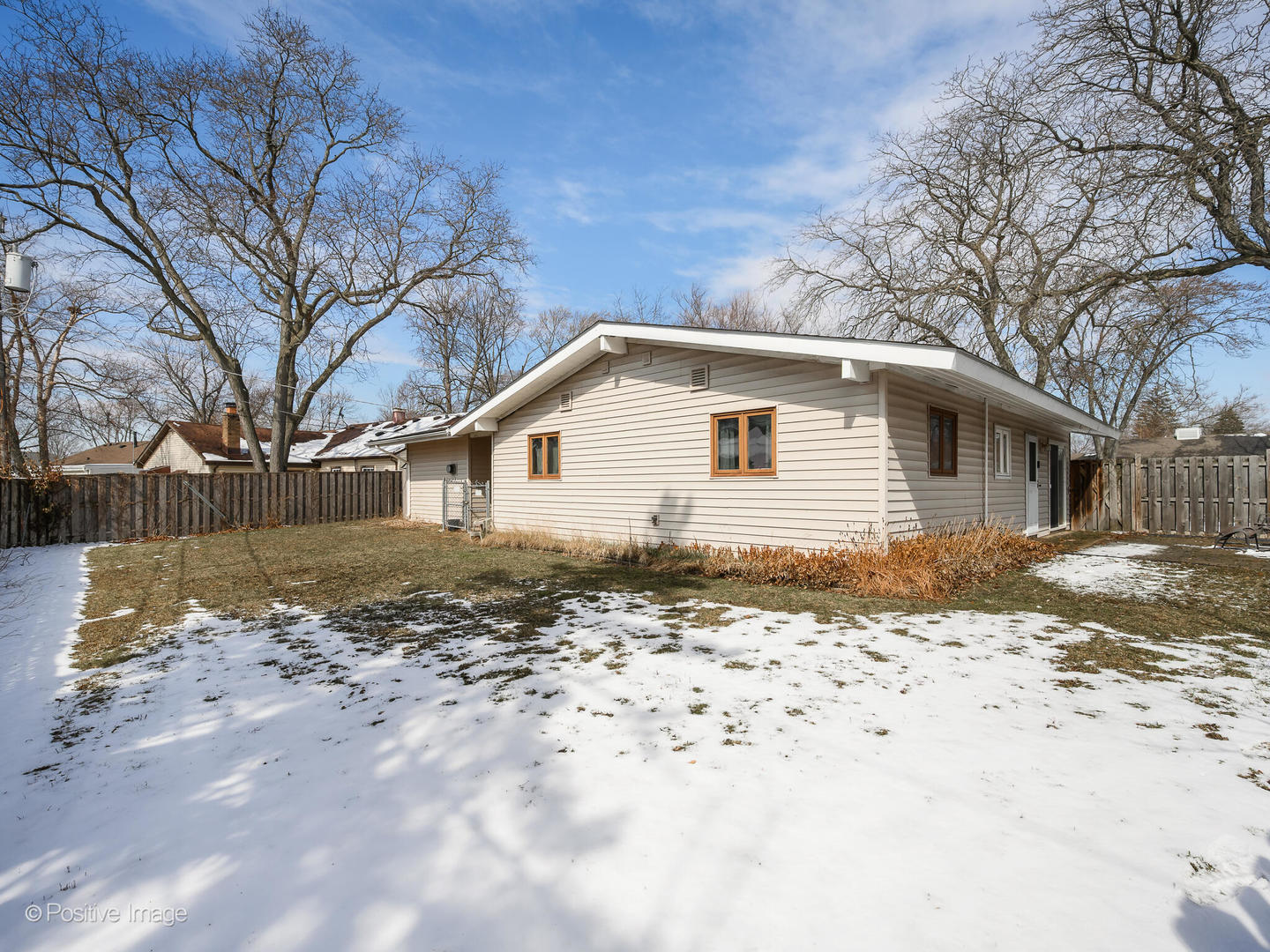3409 Fairlawn Drive