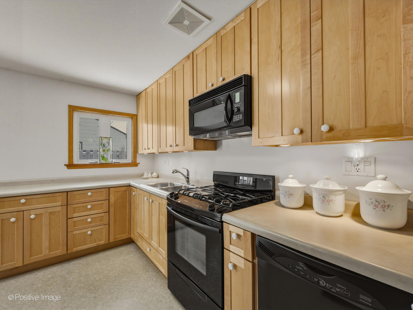 3409 Fairlawn Drive
