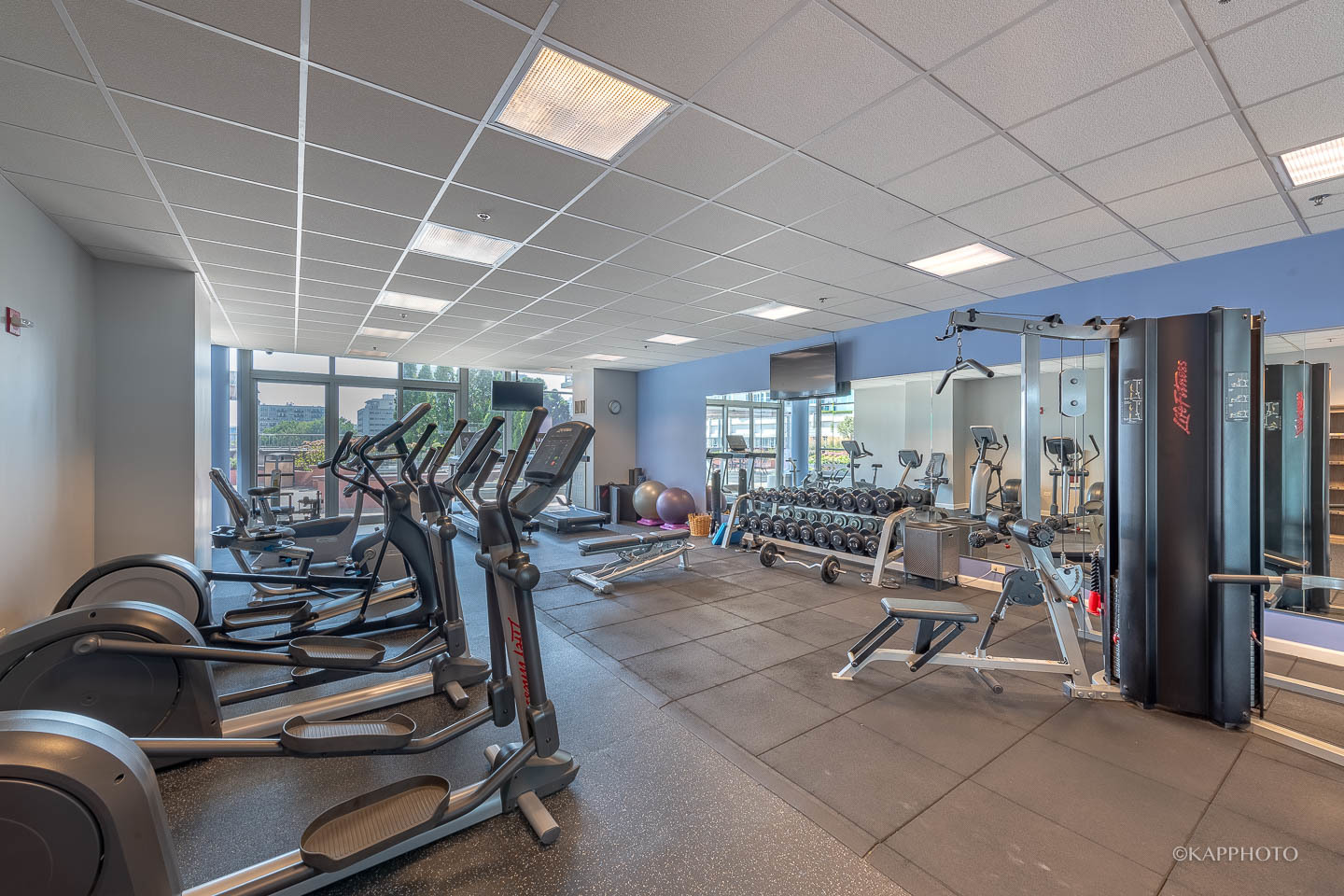 1600 S Prairie Avenue Unit: 1606