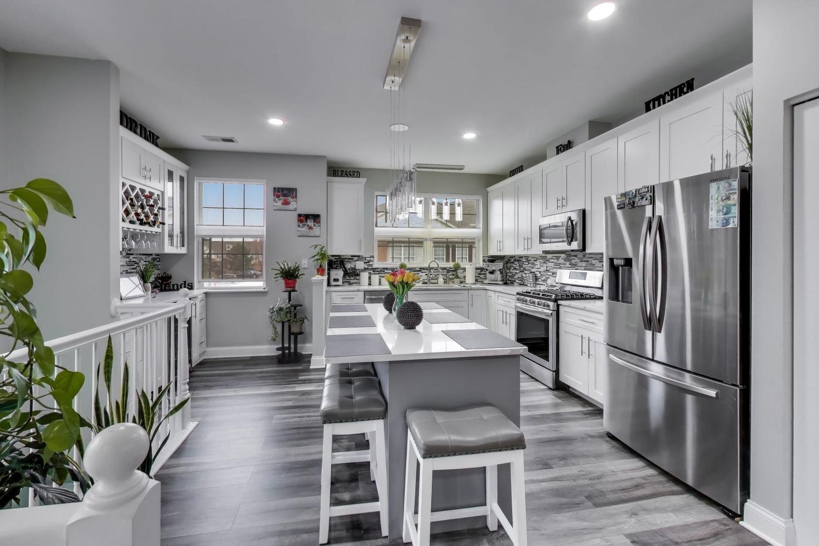 8225 Concord Lane Unit: I