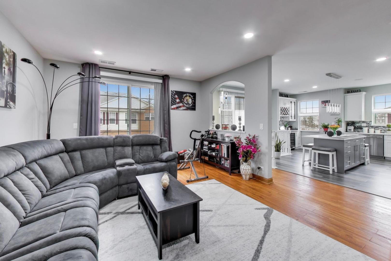 8225 Concord Lane Unit: I