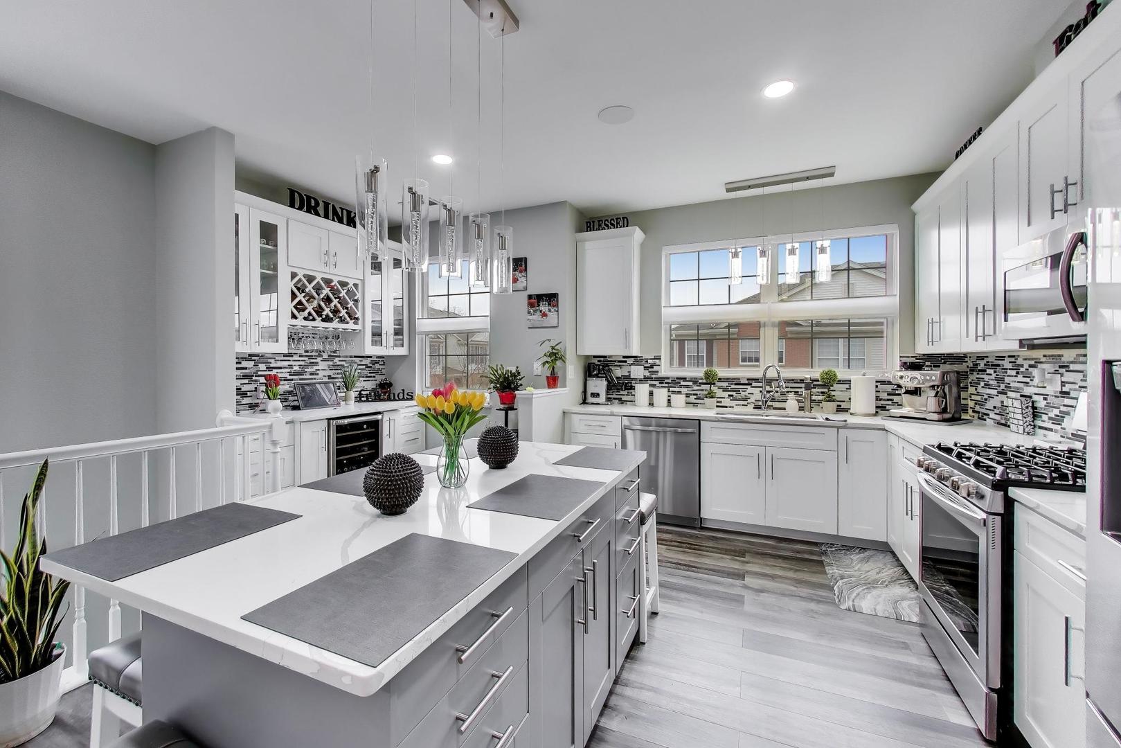 8225 Concord Lane Unit: I