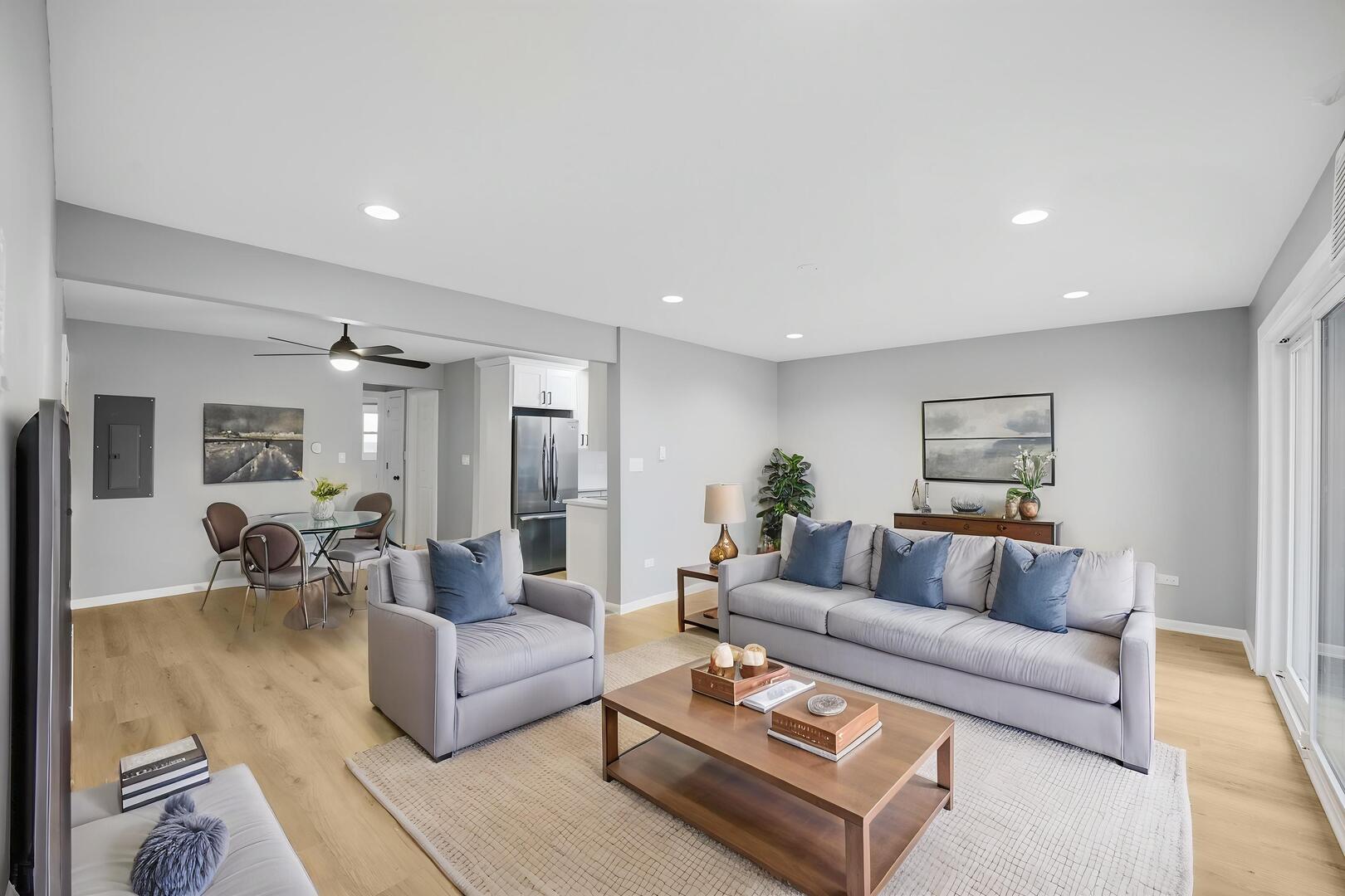 12639 S Kostner Avenue Unit: 3C