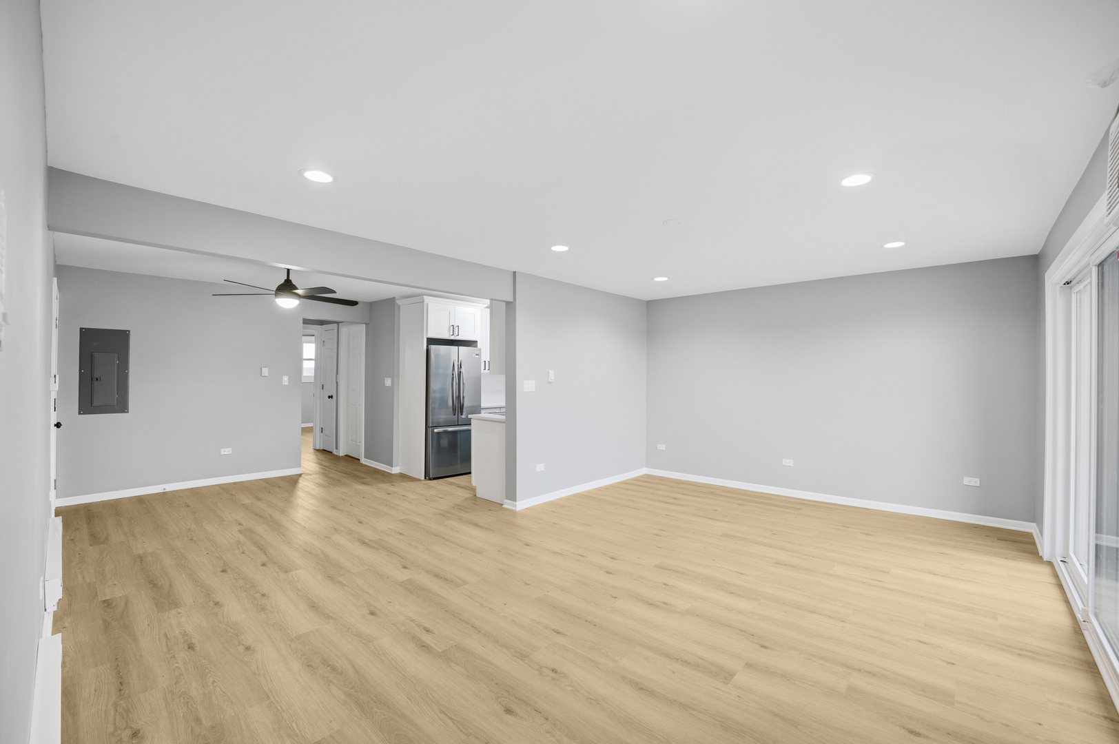 12639 S Kostner Avenue Unit: 3C
