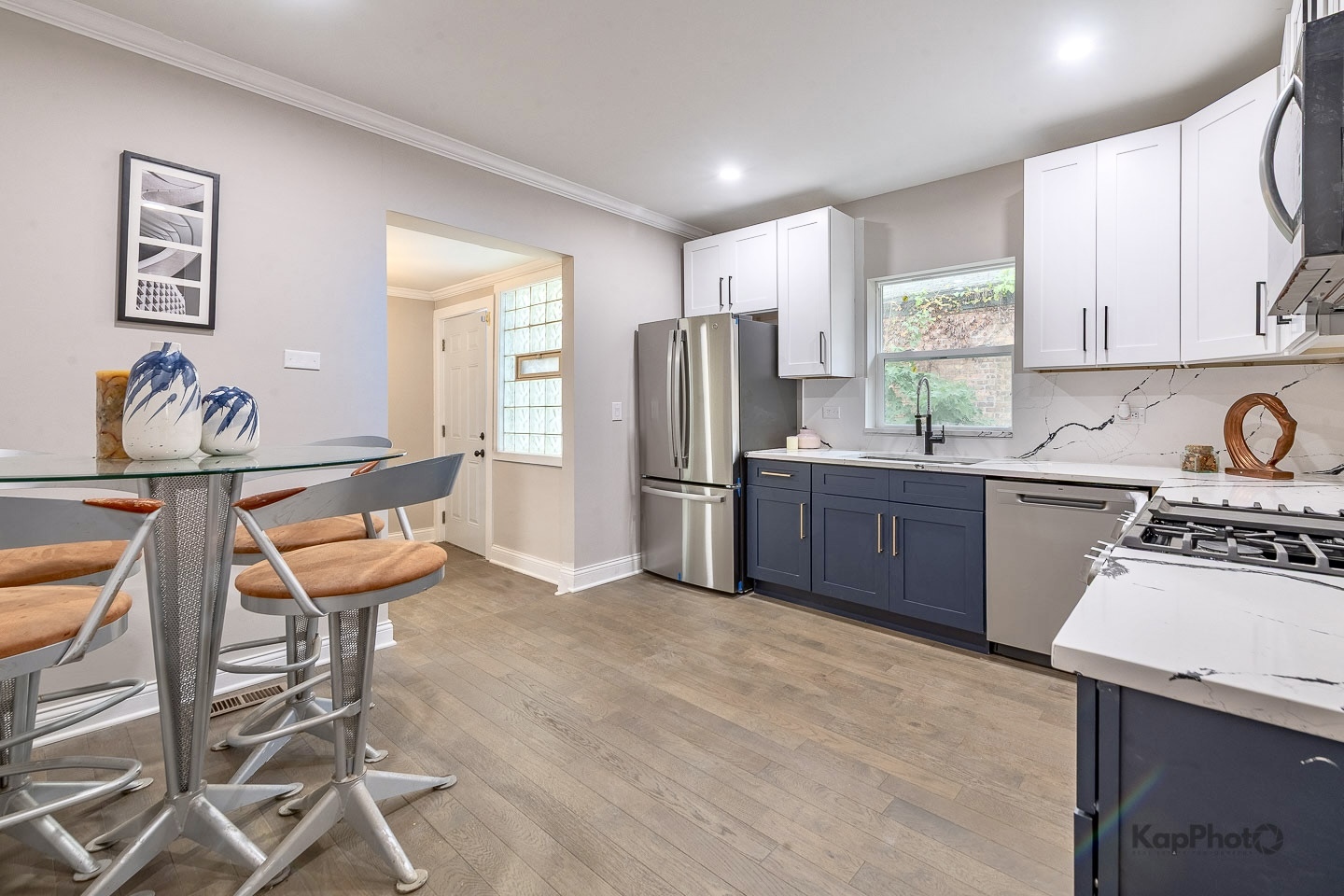 11935 S Stewart Avenue