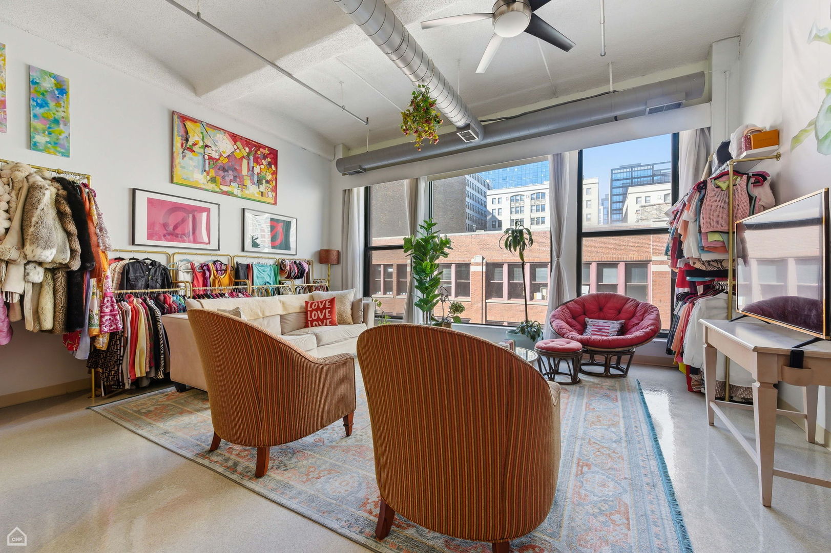 633 S PLYMOUTH Court Unit: 304