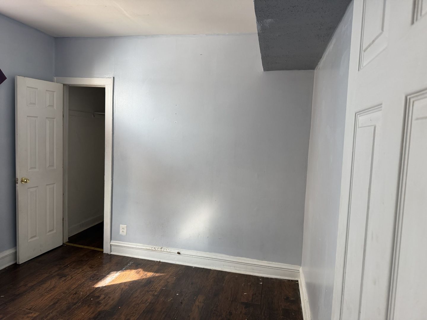 1044 W Marquette Road