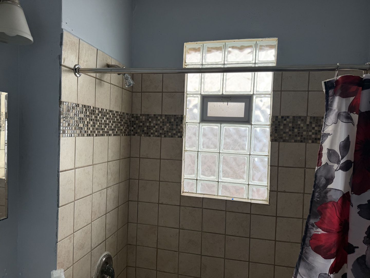 1044 W Marquette Road