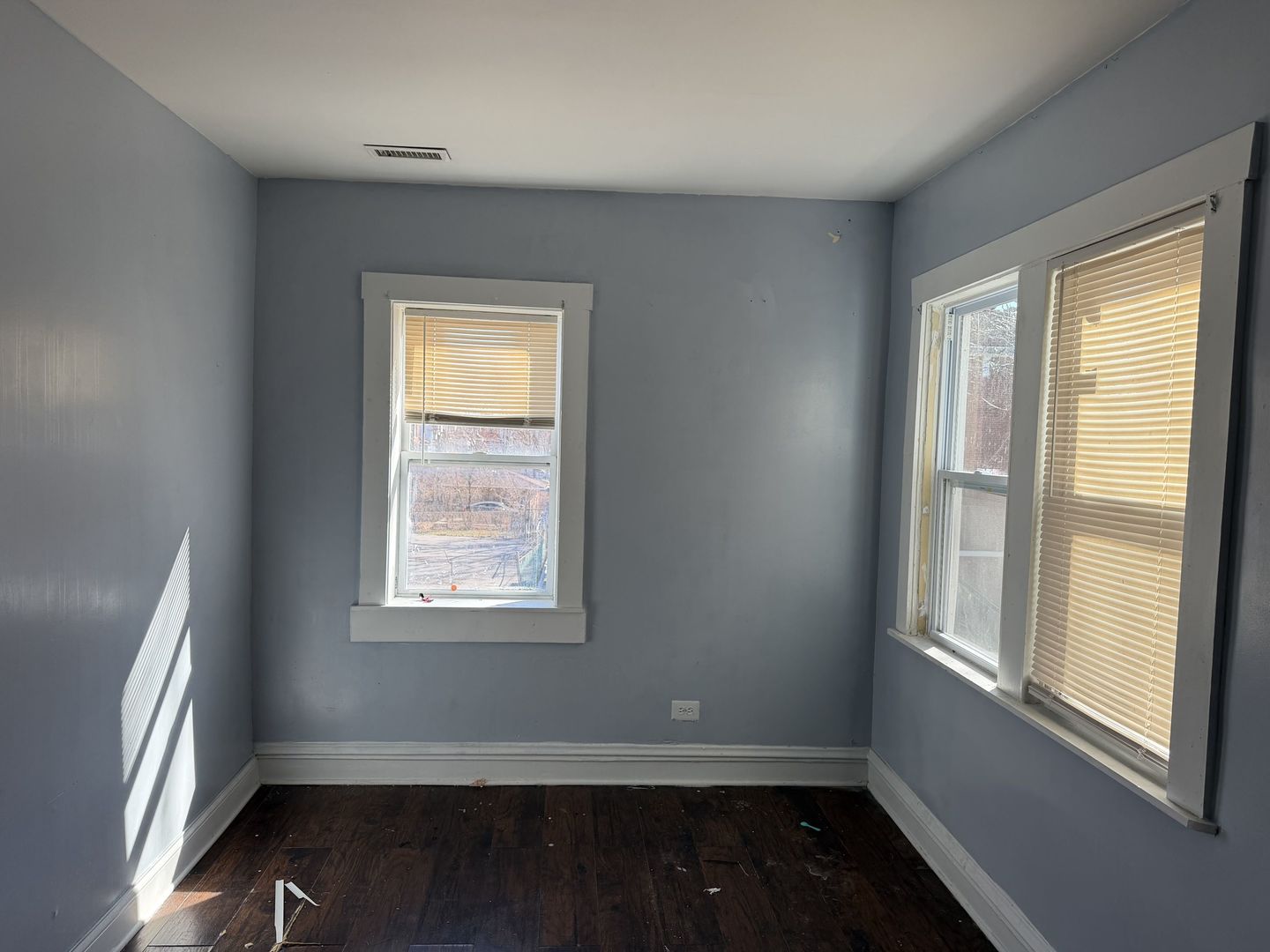 1044 W Marquette Road