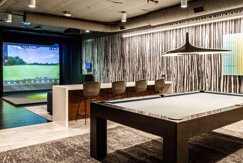 211 N Harbor Drive Unit: 1307