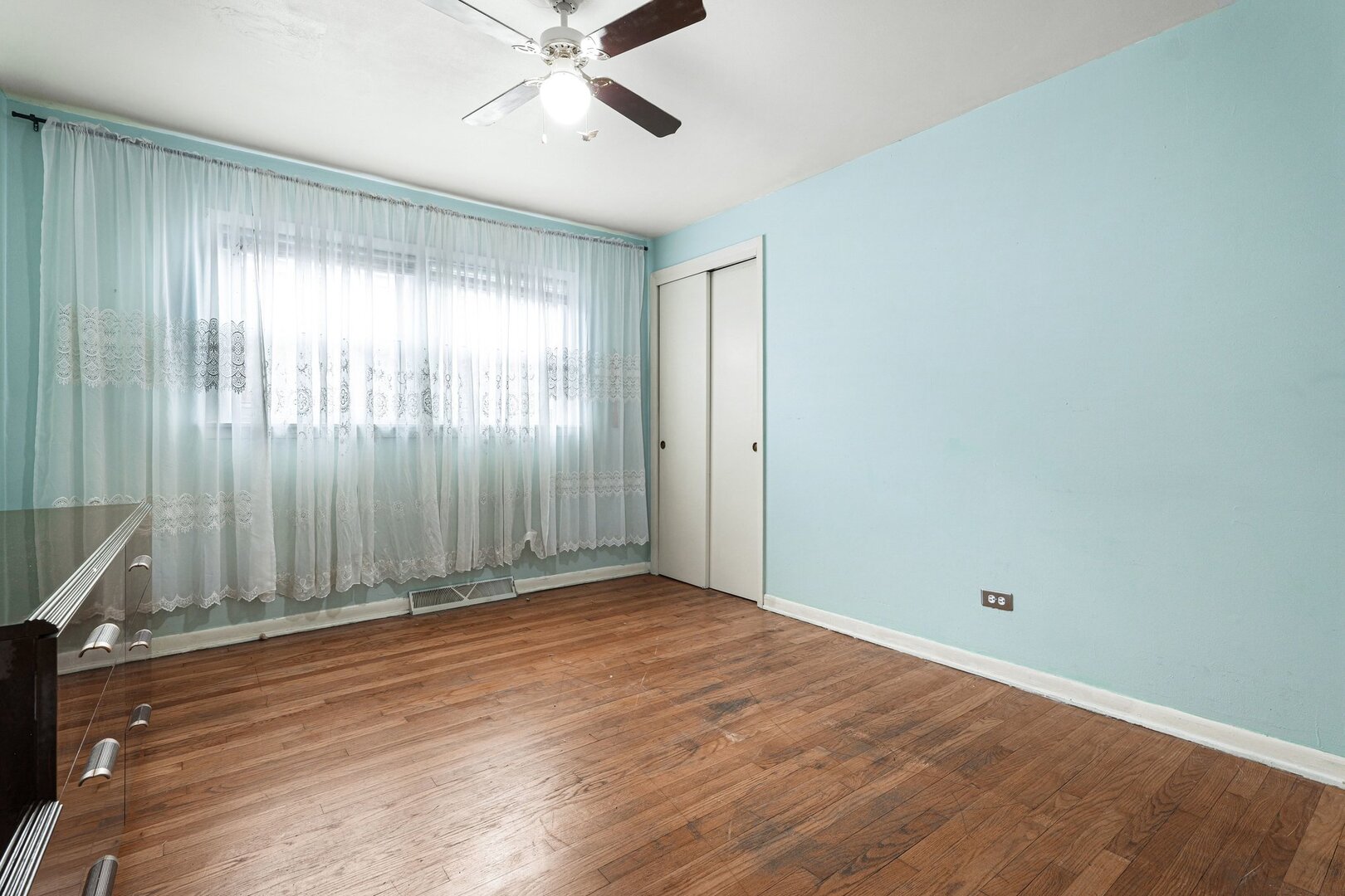 3230 W Pershing Road