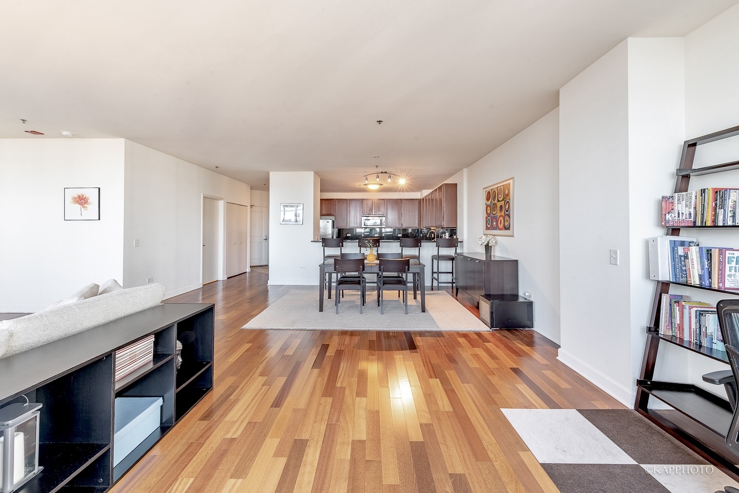 1600 S Prairie Avenue Unit: 2309