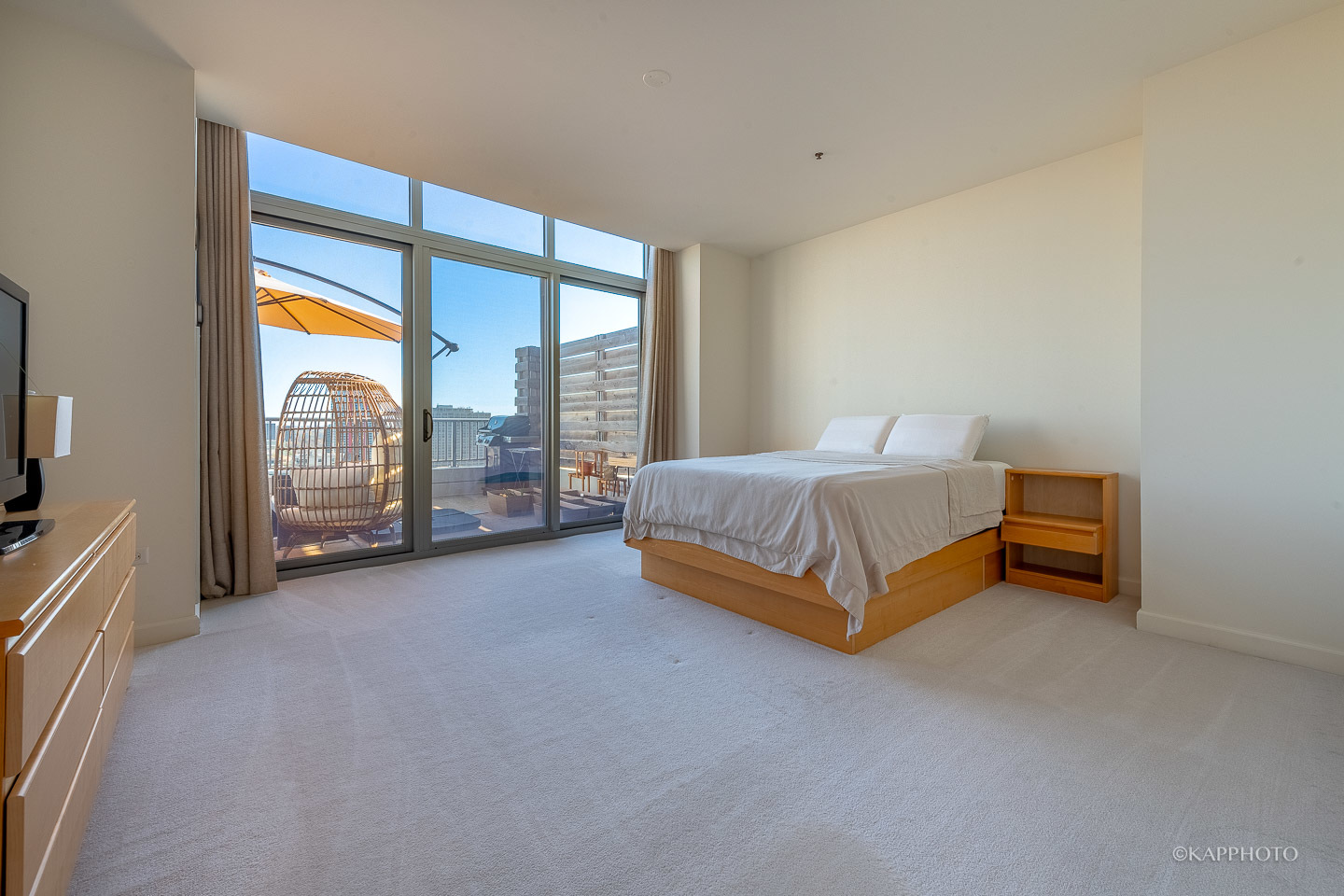 1600 S Prairie Avenue Unit: 2309