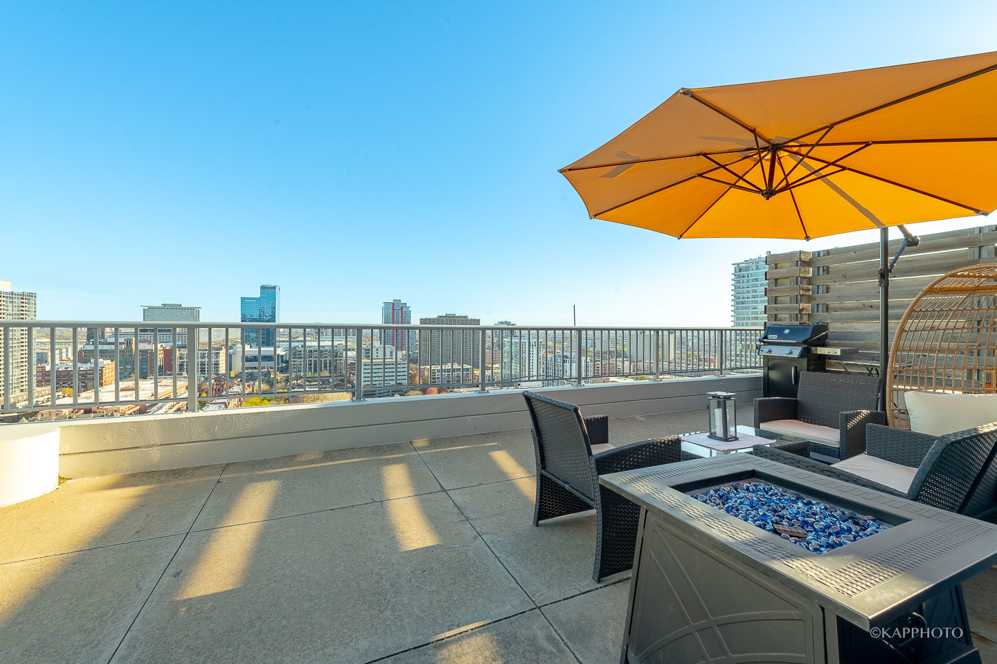 1600 S Prairie Avenue Unit: 2309