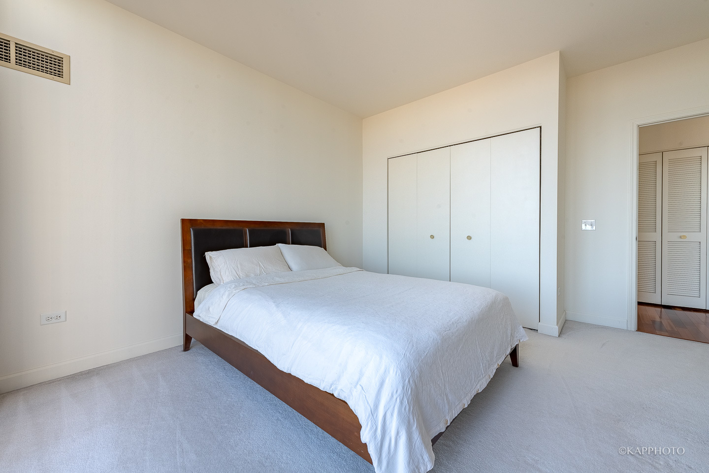 1600 S Prairie Avenue Unit: 2309