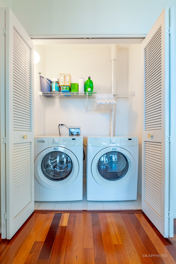 1600 S Prairie Avenue Unit: 2309