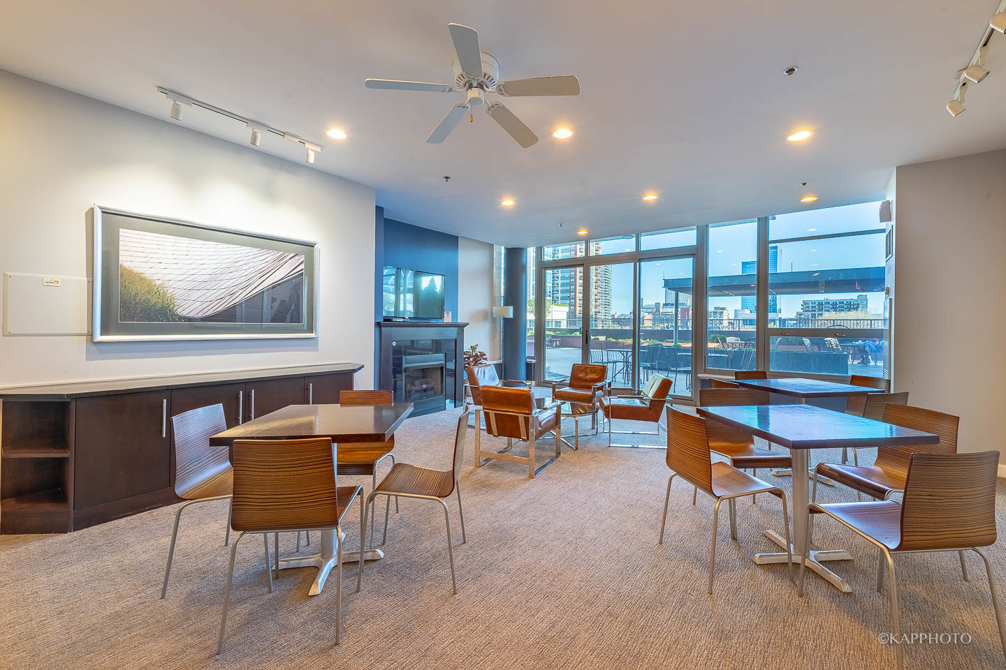 1600 S Prairie Avenue Unit: 2309