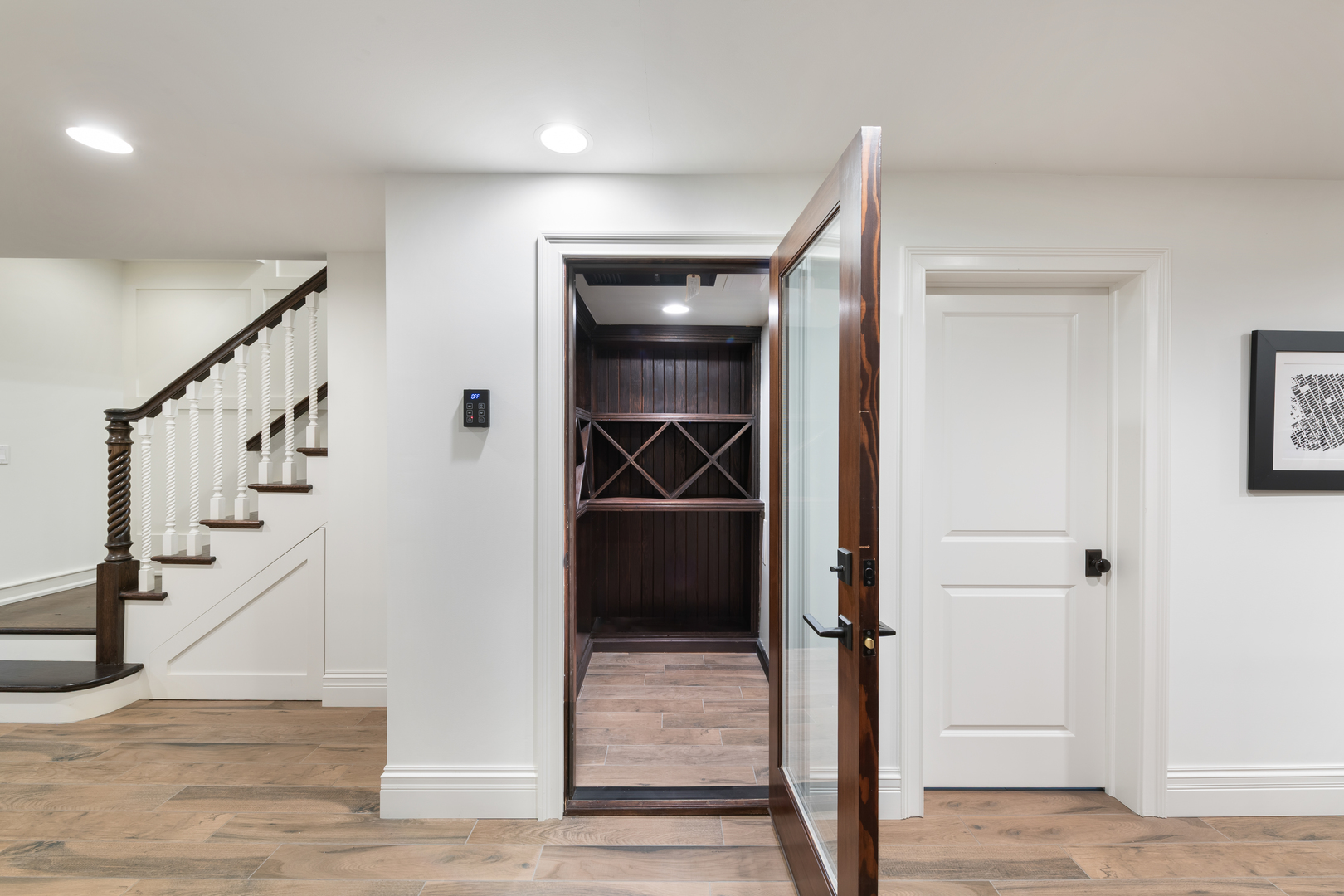 41 E Elm Street