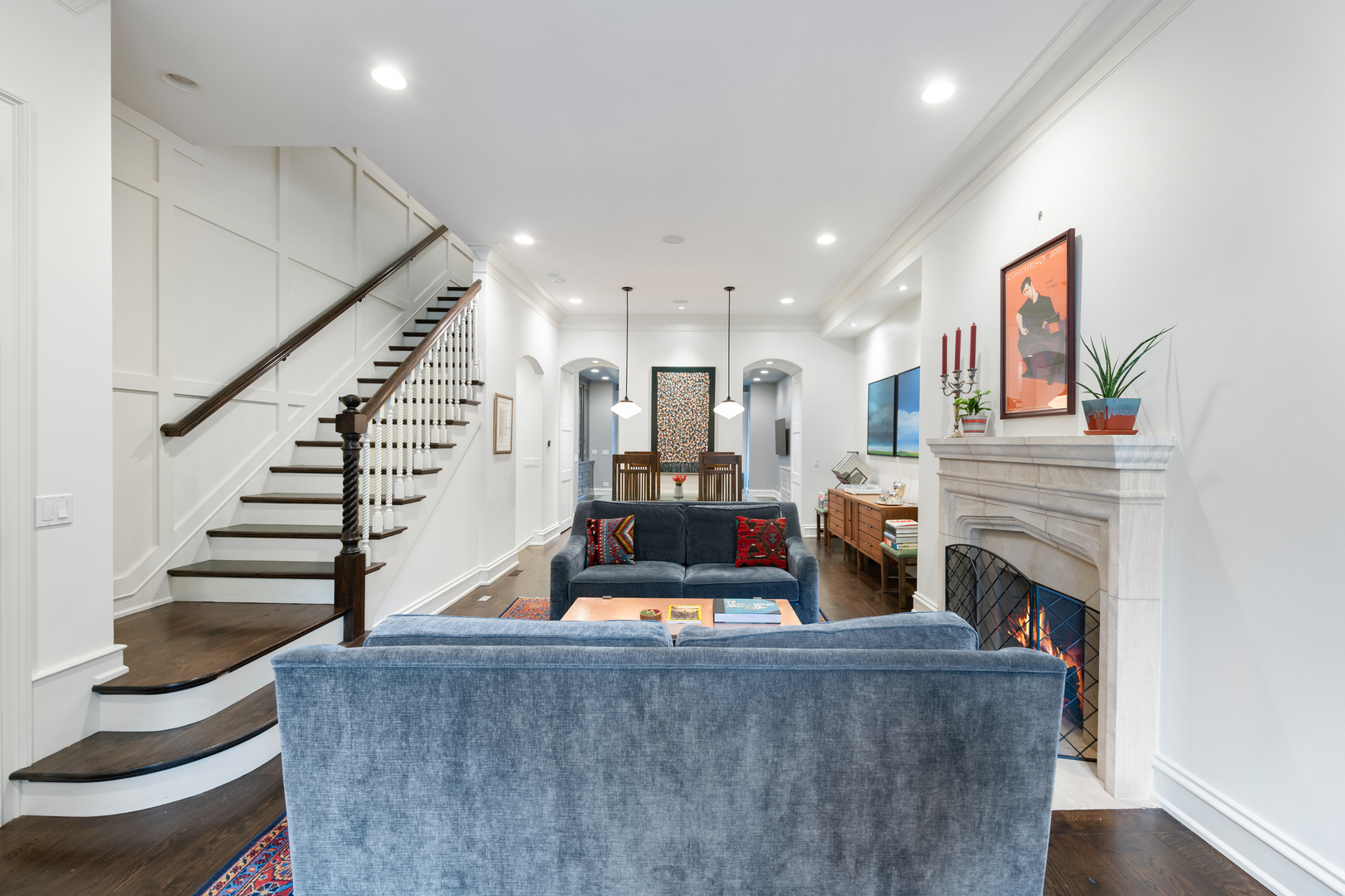 41 E Elm Street