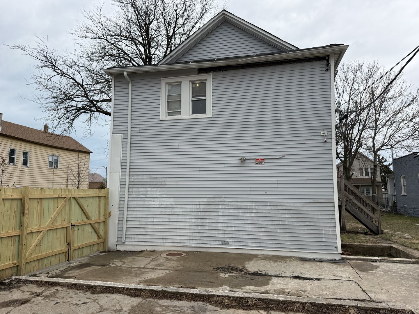 10800 S Hoxie Avenue Unit: 2F