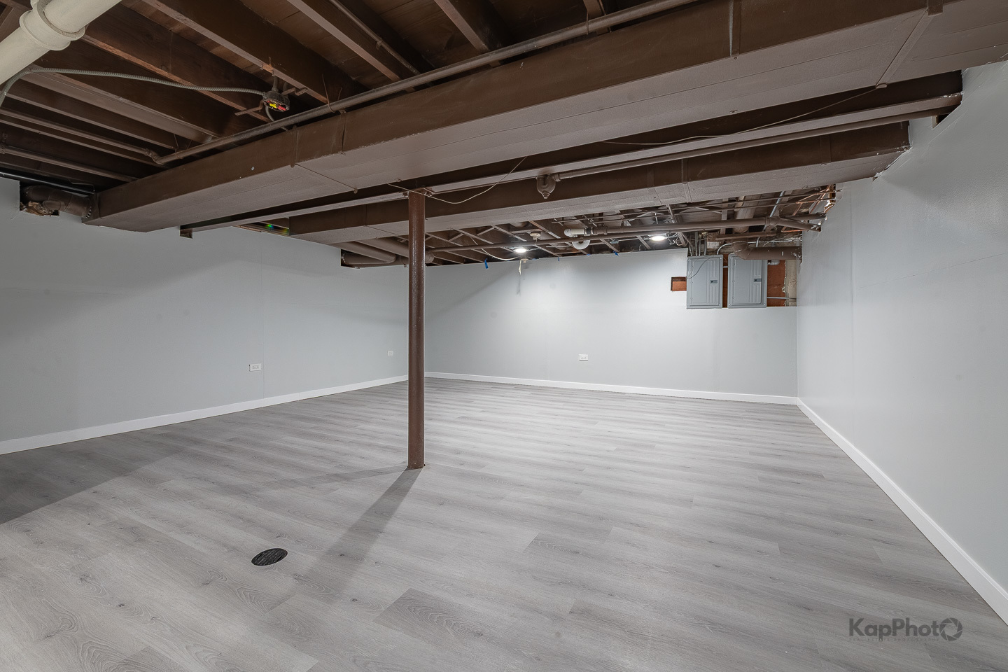 6259 W Peterson Avenue