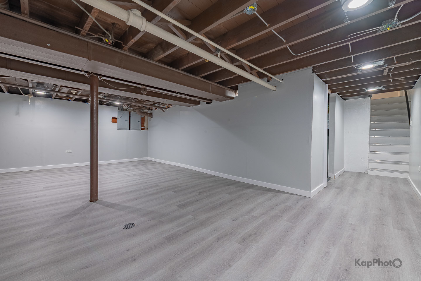 6259 W Peterson Avenue