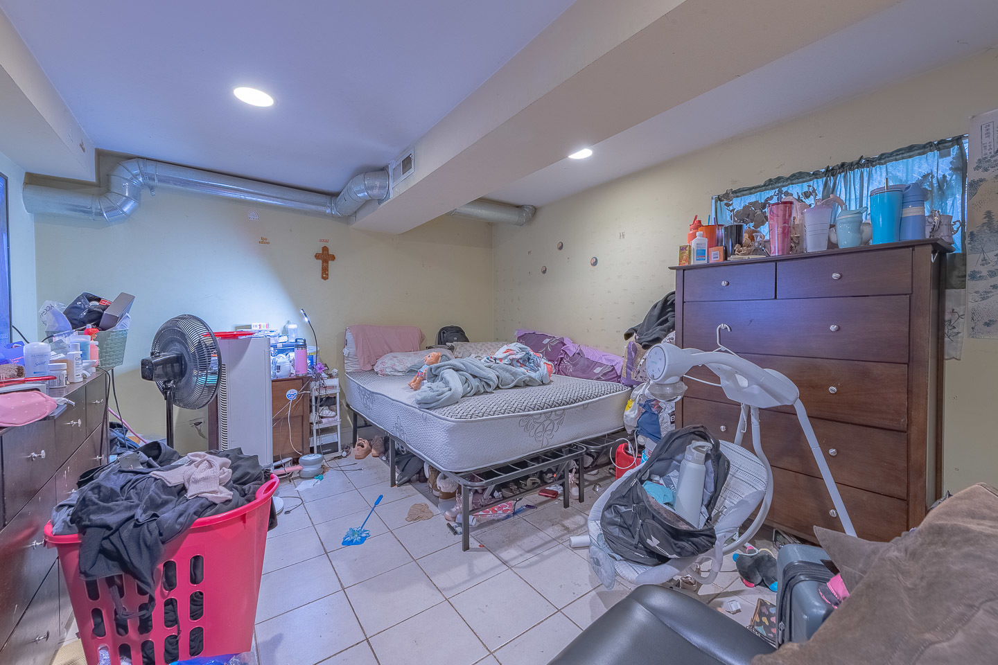 6351 S Kilbourn Avenue