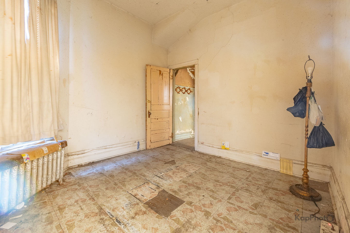 4931 S Champlain Avenue