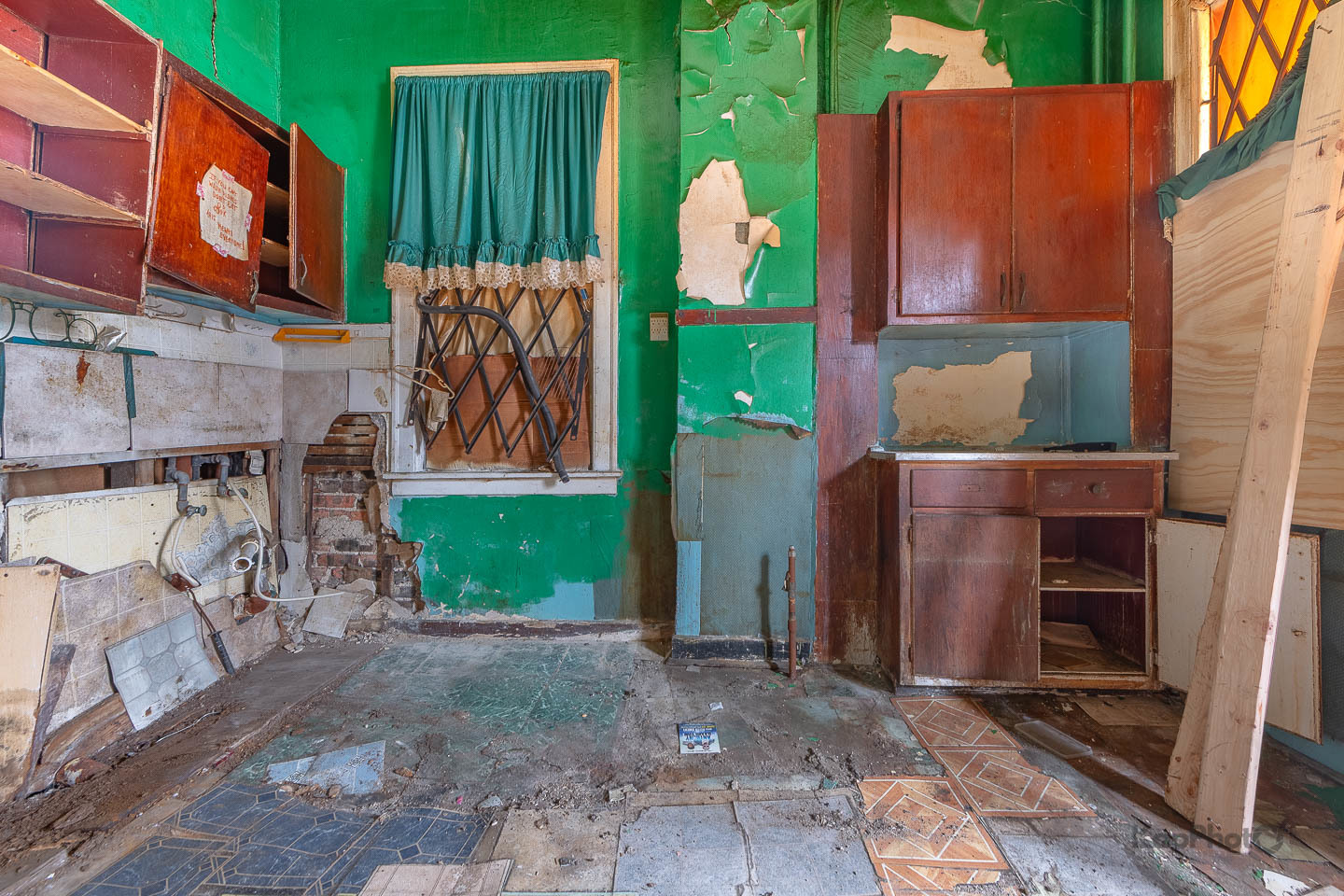 4931 S Champlain Avenue