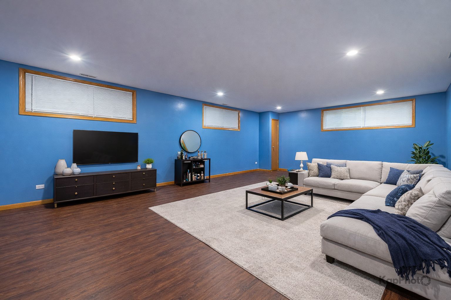 3548 S Artesian Avenue