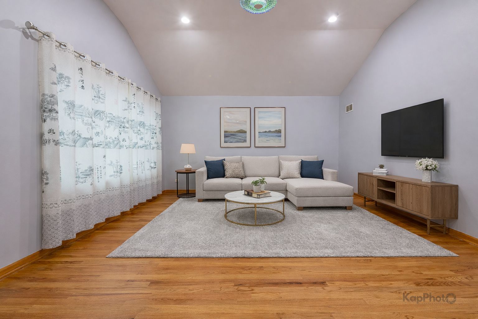 3548 S Artesian Avenue