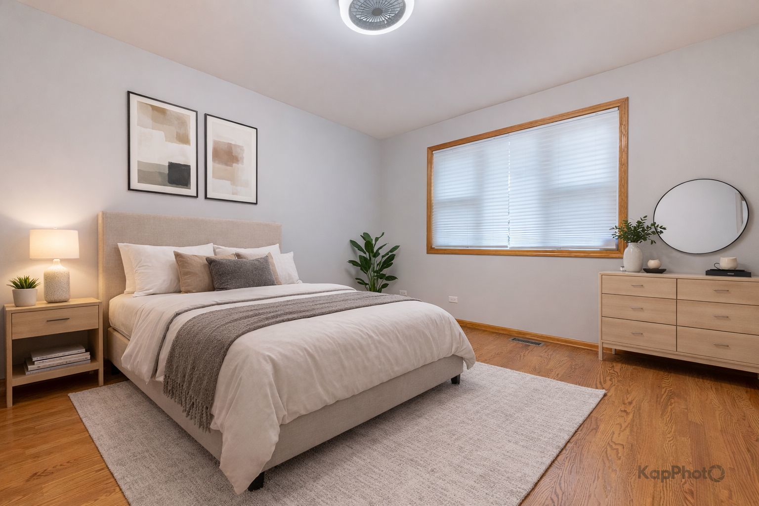 3548 S Artesian Avenue