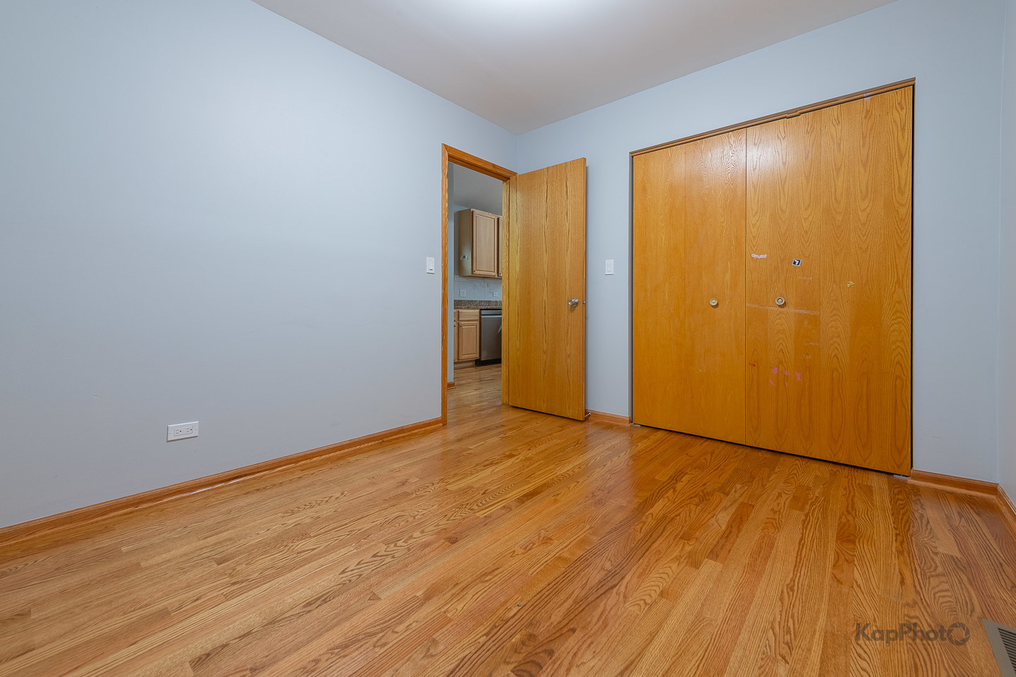 3548 S Artesian Avenue