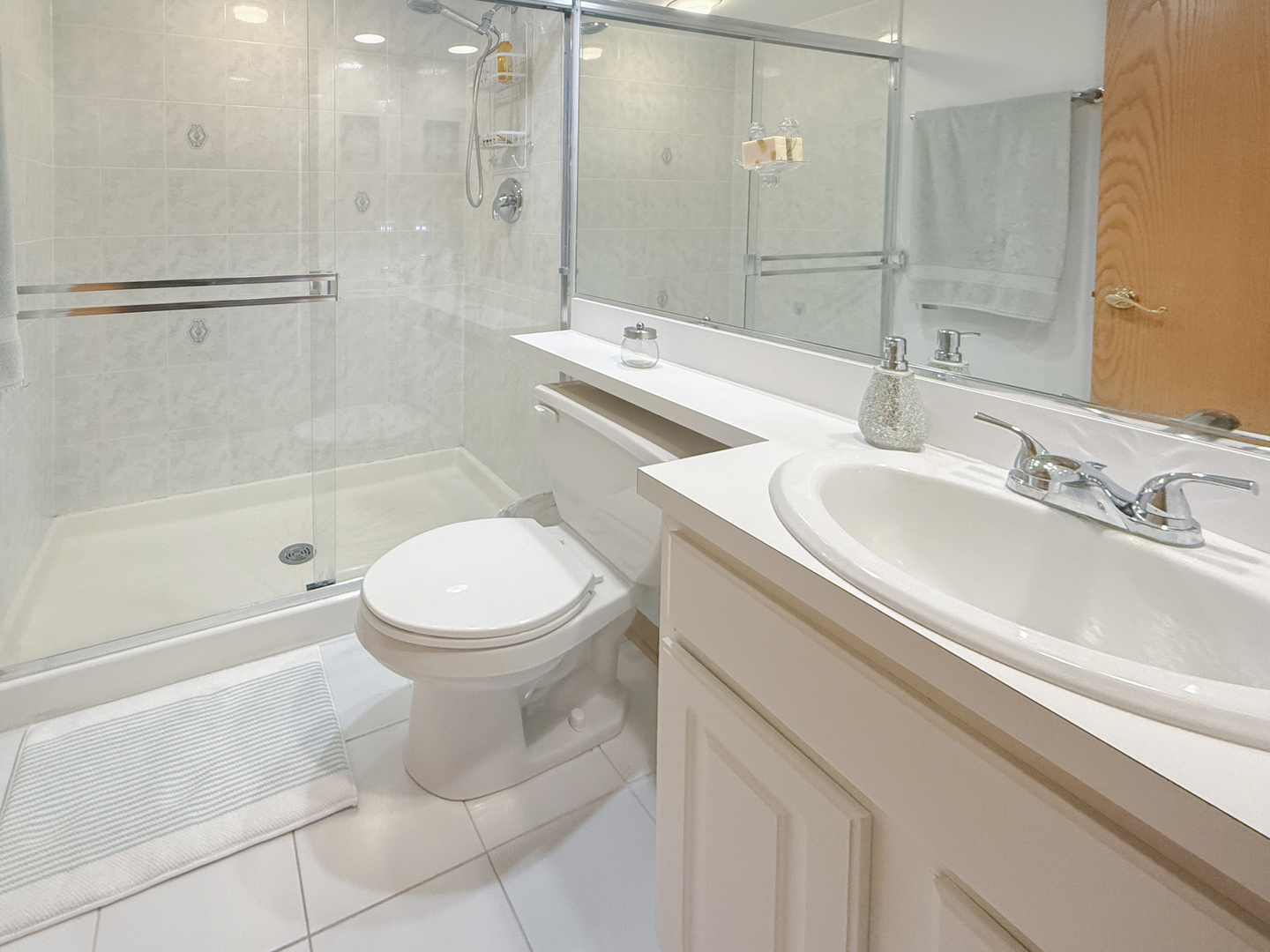 5840 W Lawrence Avenue Unit: 301