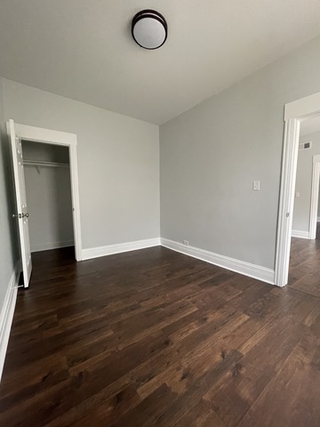 916 W 68th Street Unit: 2W