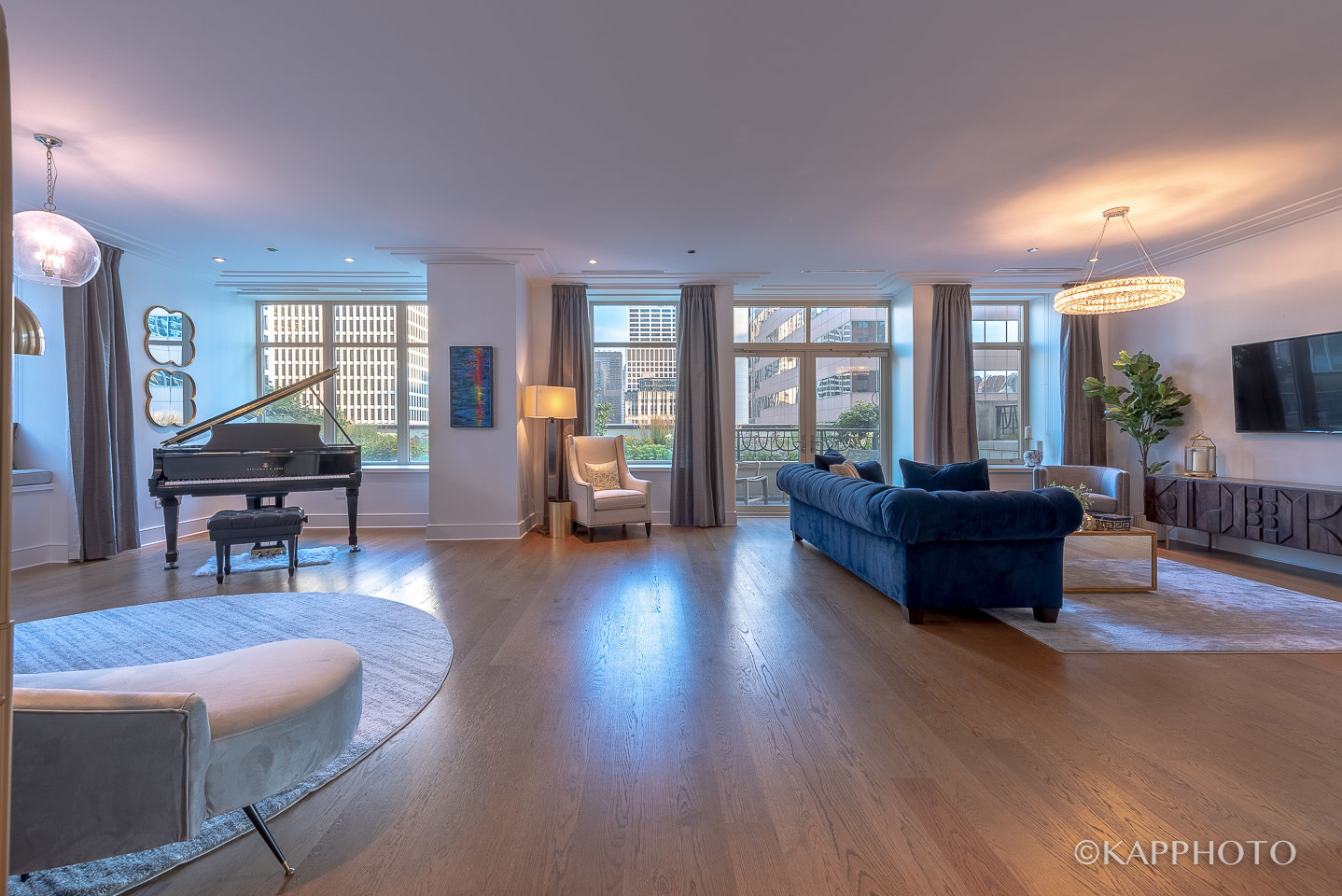 118 E Erie Street Unit: 15A