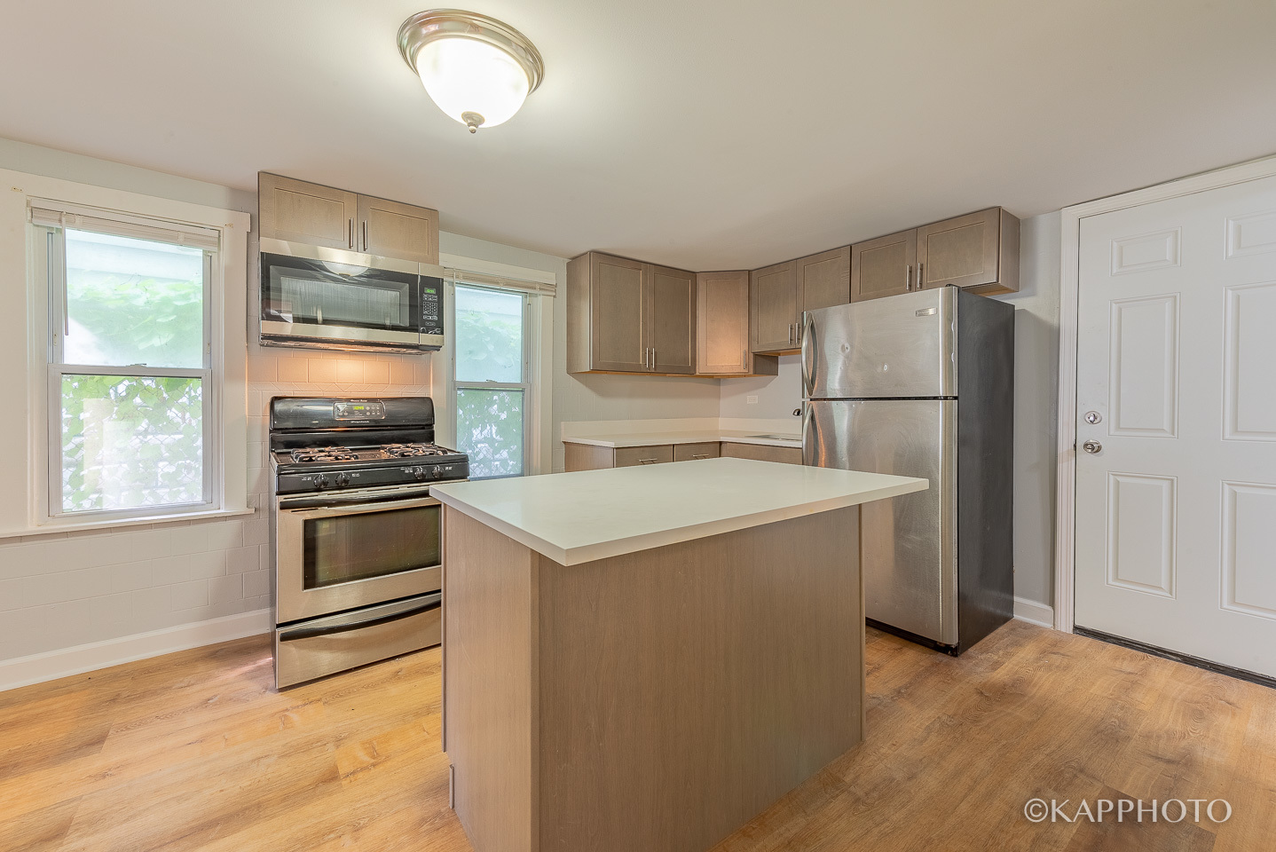 3108 N Saint Louis Avenue Unit: 1