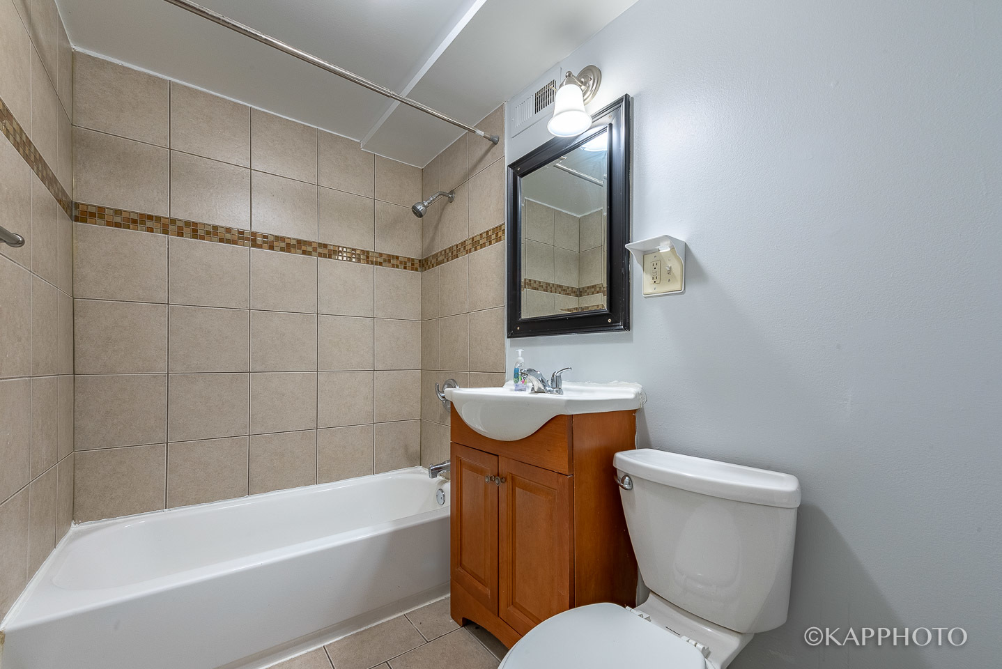 3108 N Saint Louis Avenue Unit: 1