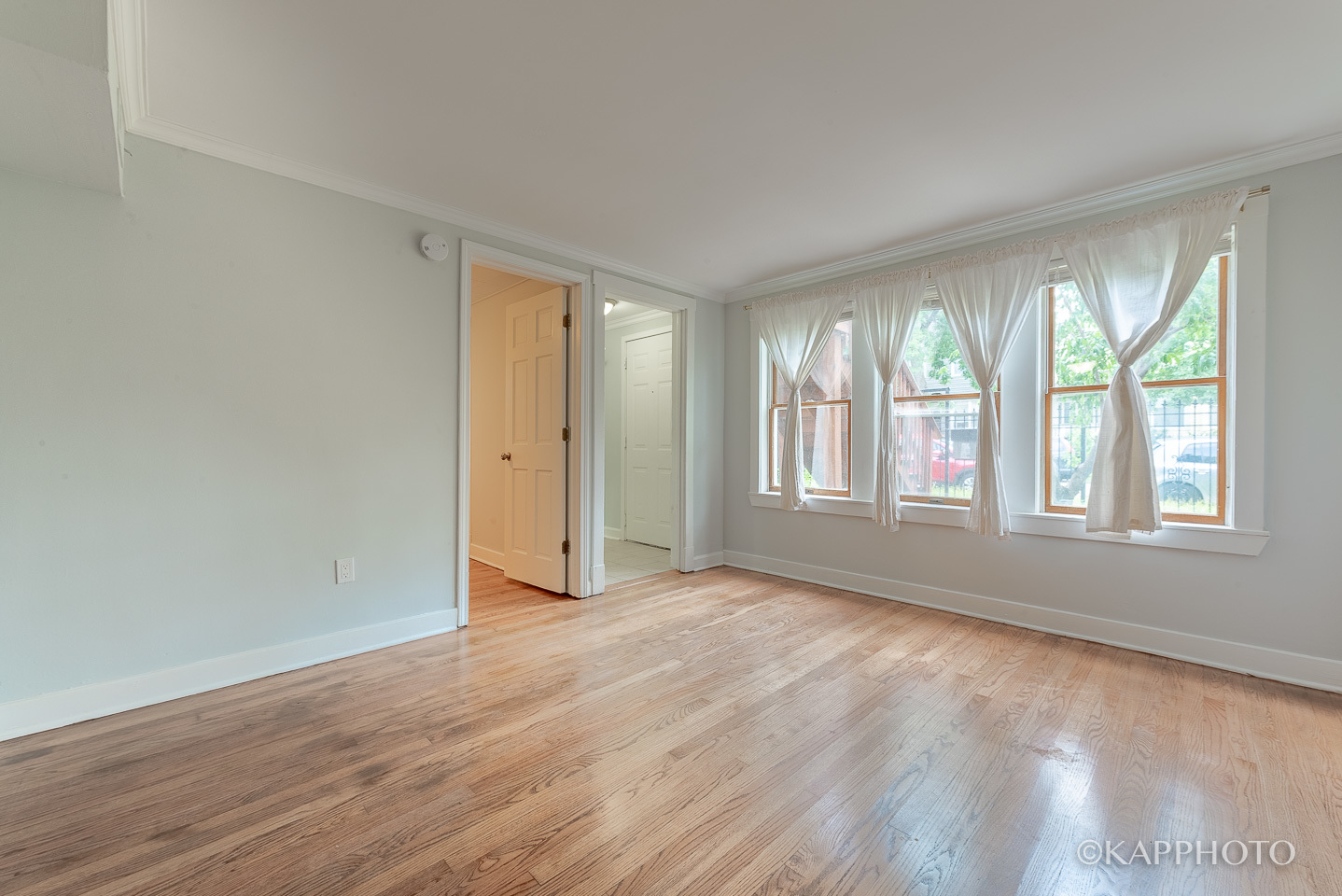 3108 N Saint Louis Avenue Unit: 1